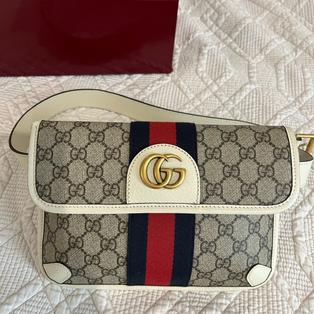 Gucci Beige and Red Crossbody Bag